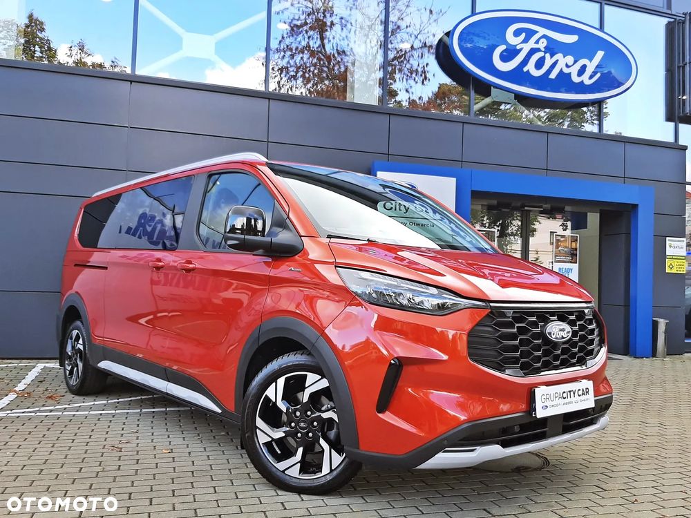 Ford Tourneo Custom 2024 photo 2