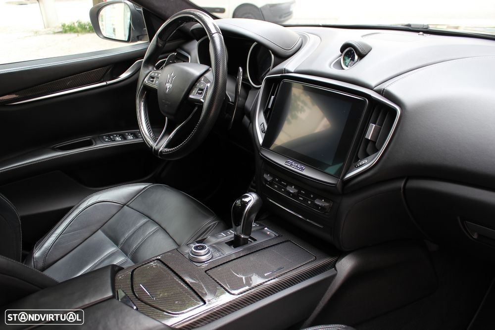 Maserati Ghibli 3.0 V6 - 30