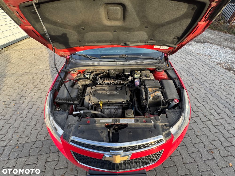 Chevrolet Cruze 1.8 LT - 16