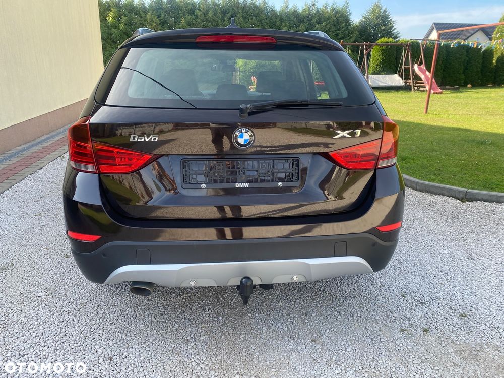 BMW X1 sDrive18d xLine - 34