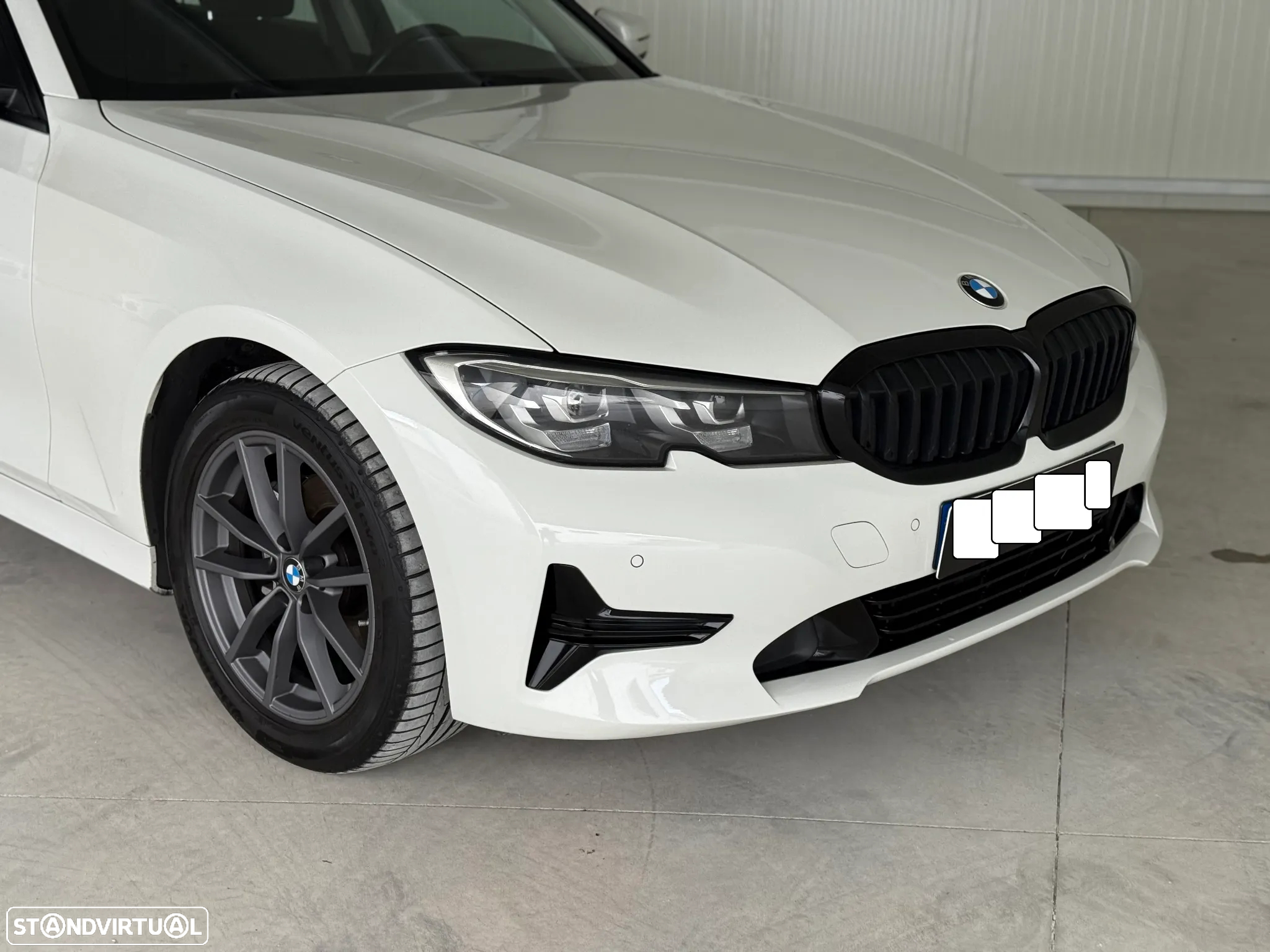 BMW 318 d Touring - 11
