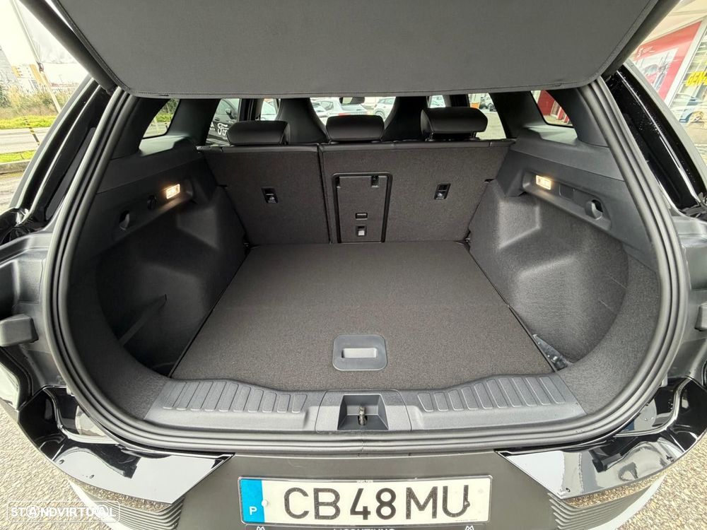 Ford Explorer 77 kWh Premium - 14