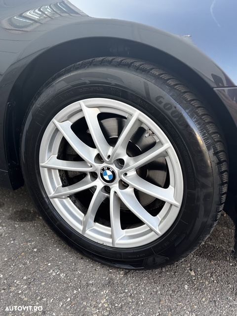 BMW Seria 5 520d AT - 4