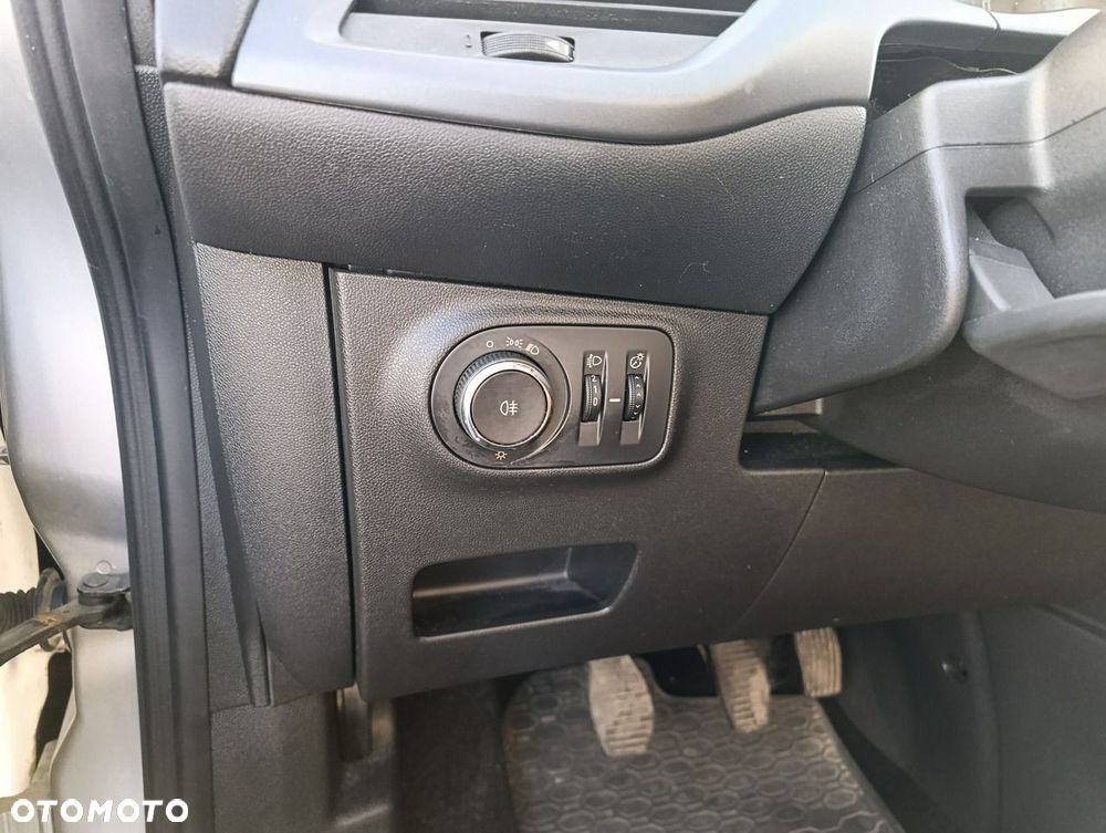 Opel Corsa - 13