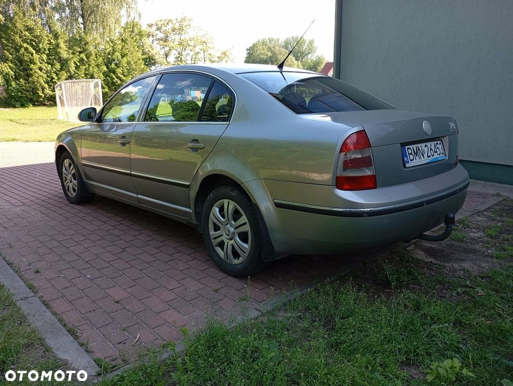 Skoda Superb - 4