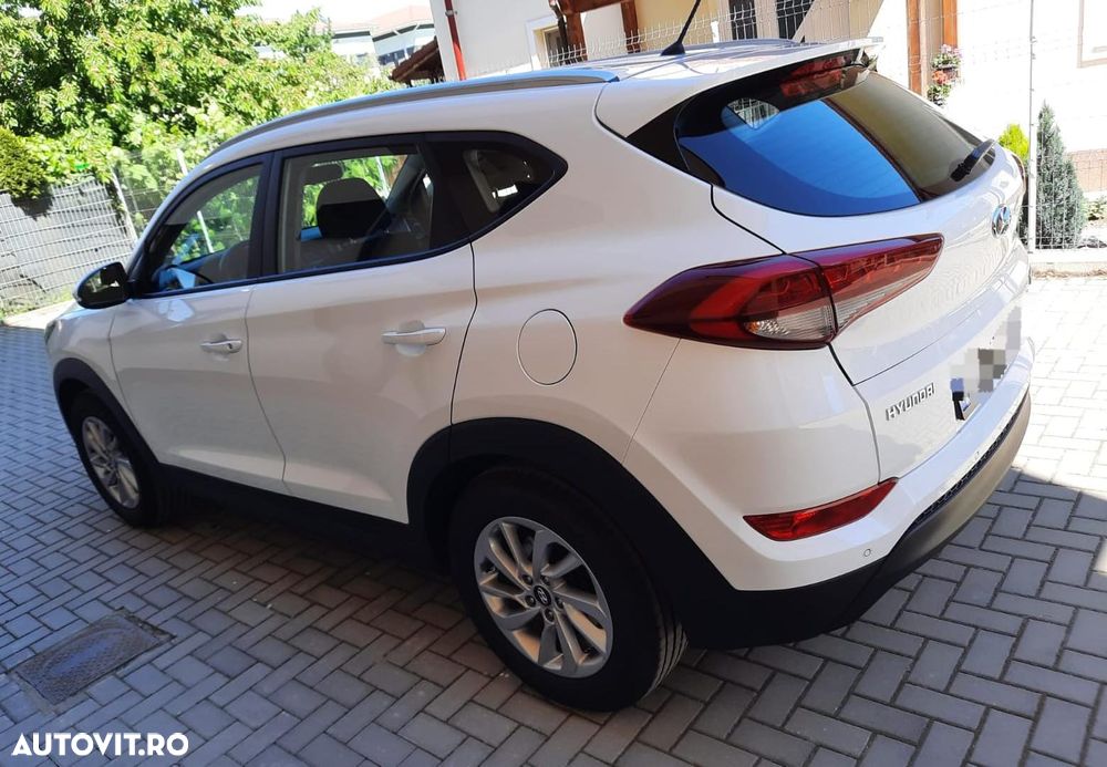 Hyundai Tucson - 8
