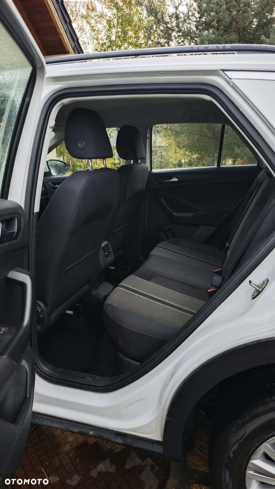 Volkswagen T-Roc - 8
