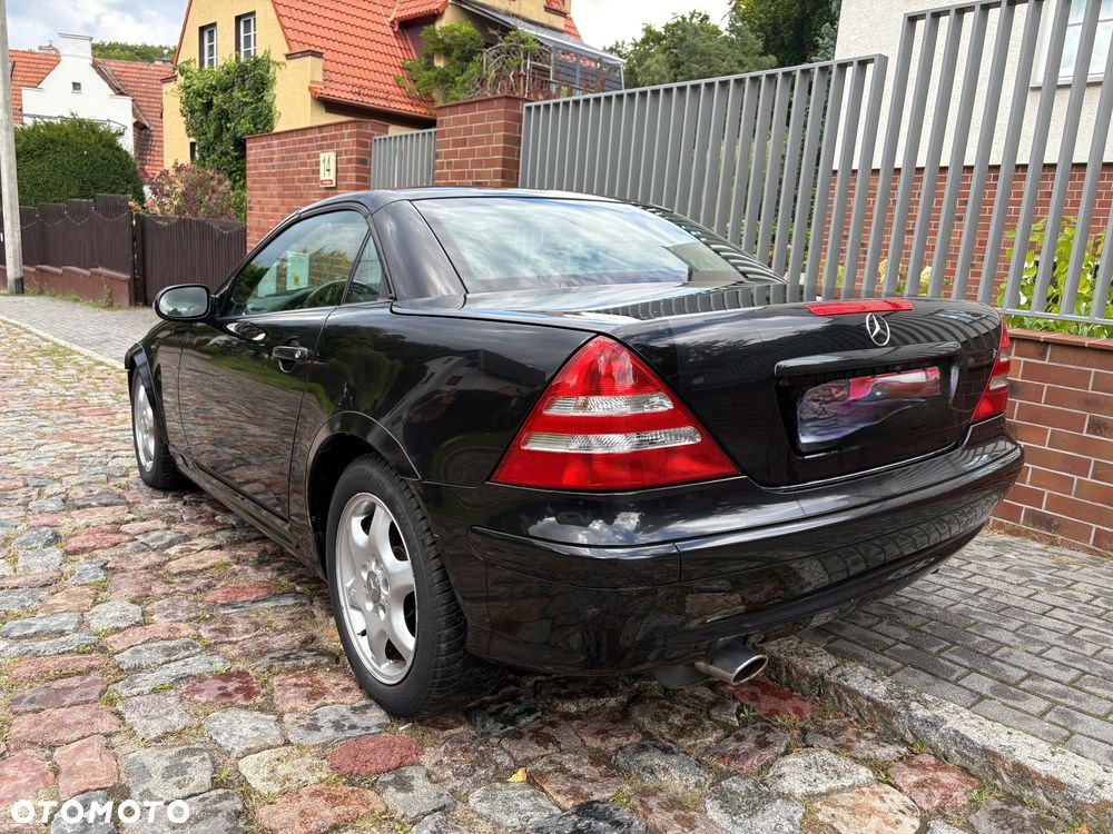 Mercedes-Benz SLK - 4