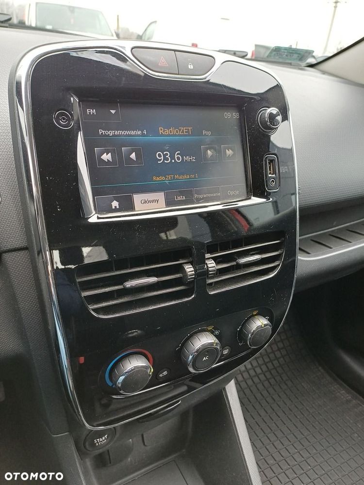 Renault Clio 1.2 16V Authentique - 15