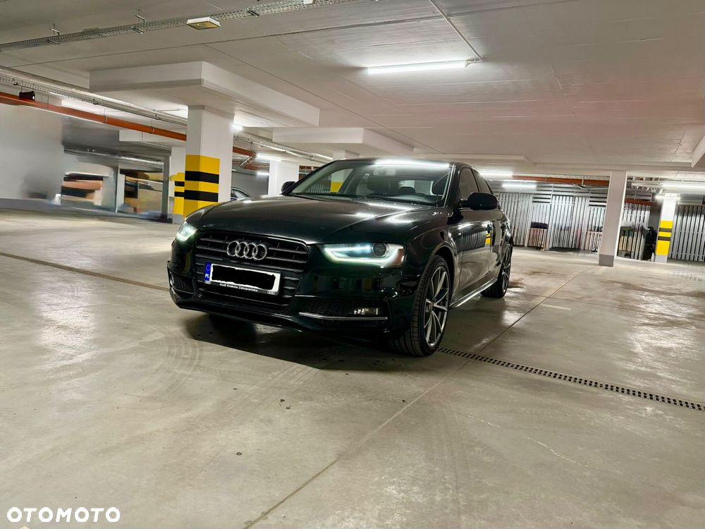 Audi A4 Limousine - 1