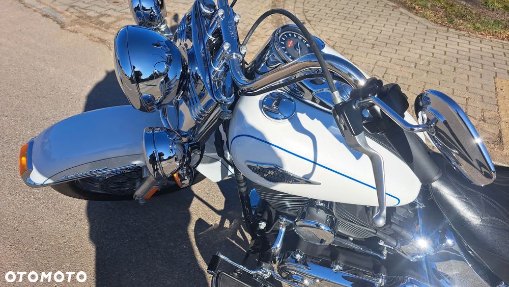 Harley-Davidson Softail Heritage Classic - 3