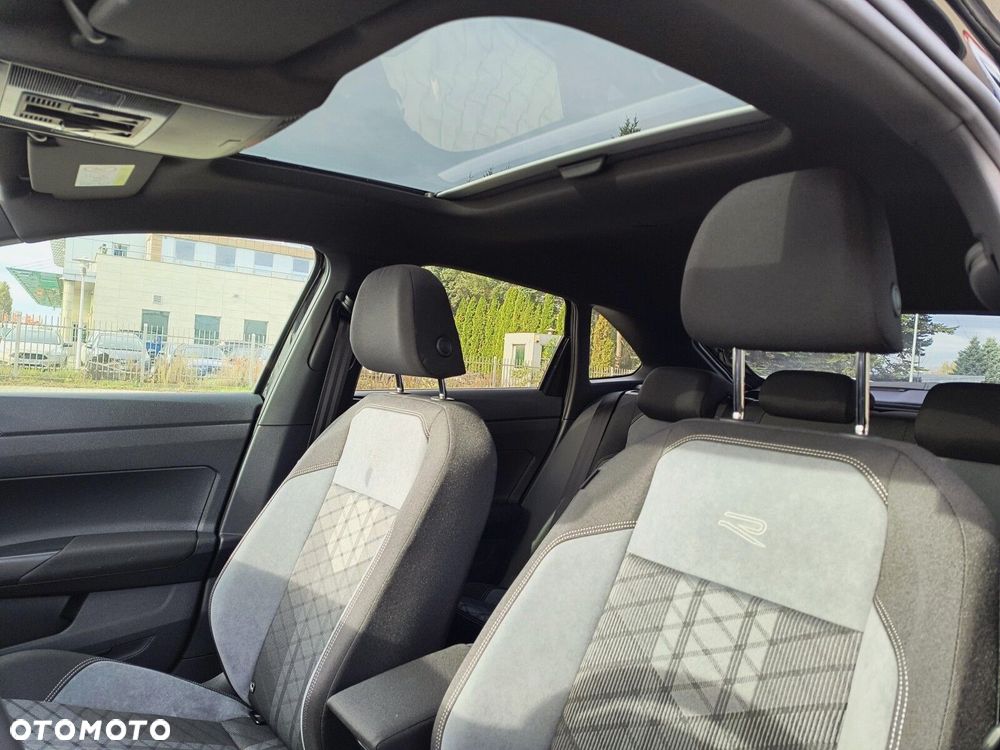 Volkswagen Taigo - 11