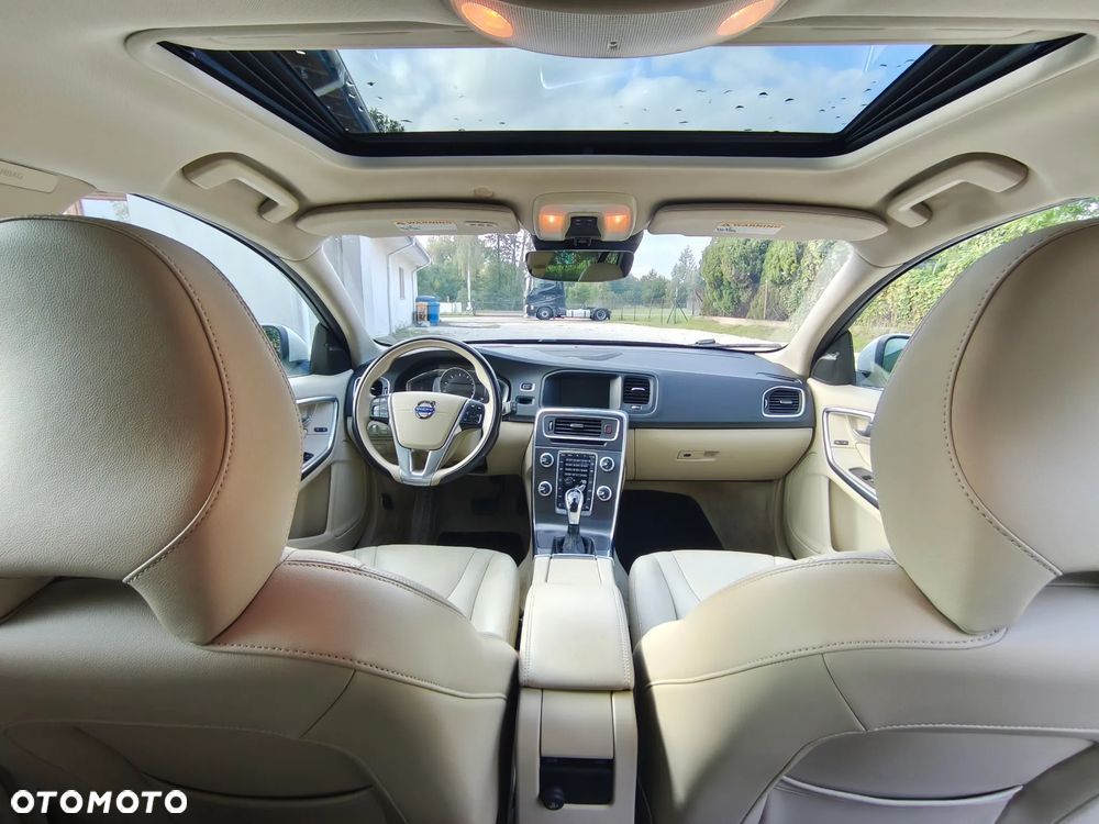 Volvo V60 T5 Drive-E Summum - 5