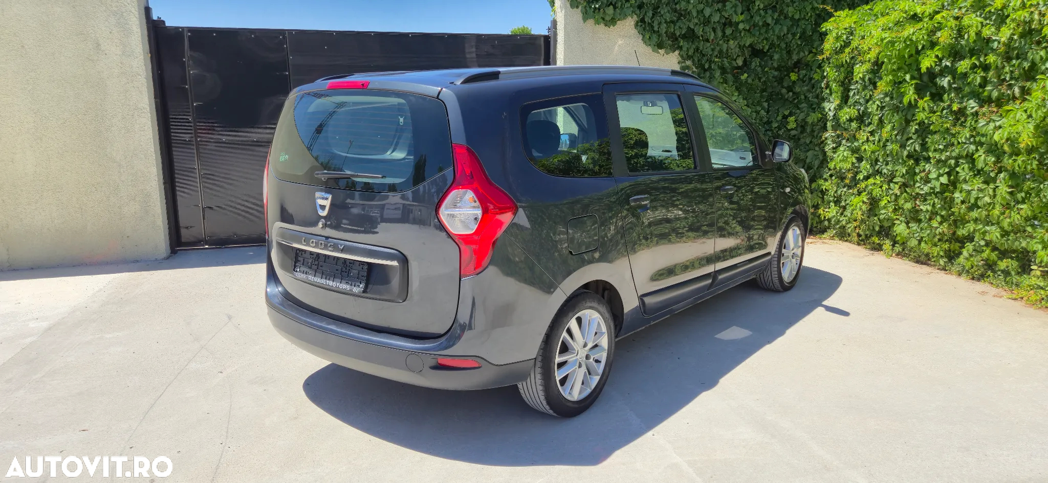 Dacia Lodgy TCe 100 GPF Comfort - 5
