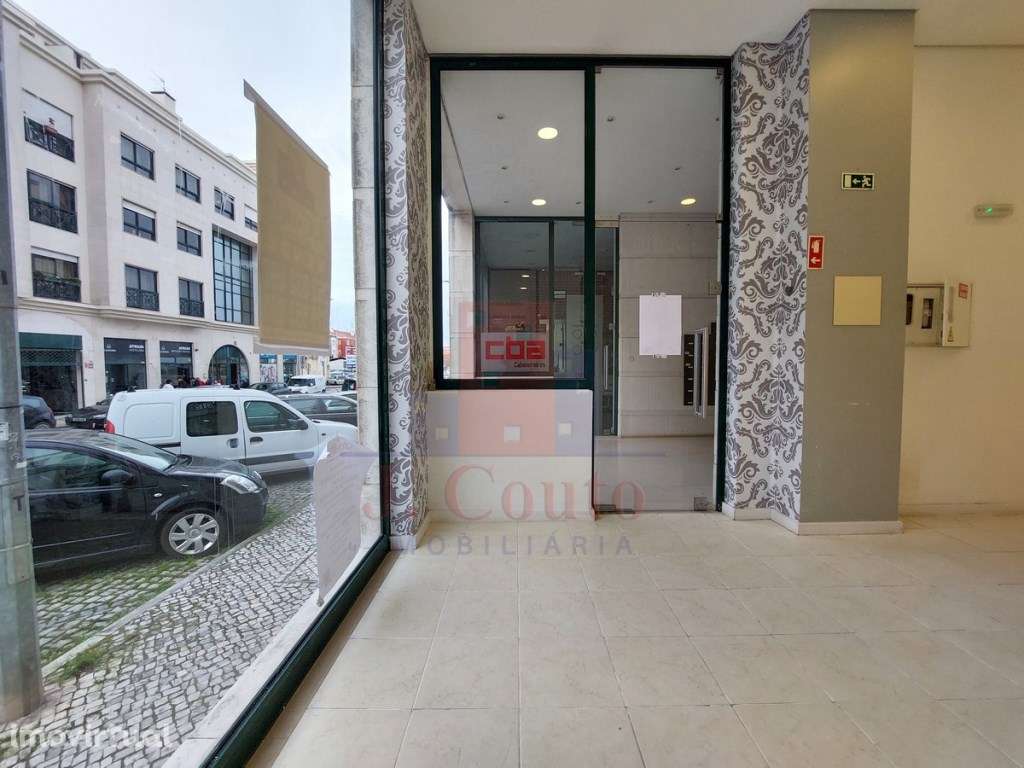Loja para comércio em Caldas da Rainha - Grande imagem: 2/15