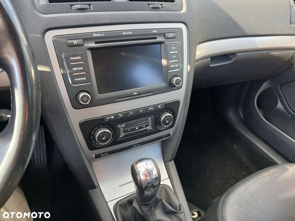 Skoda Octavia 1.4 TSI FAMILY Green tec - 9
