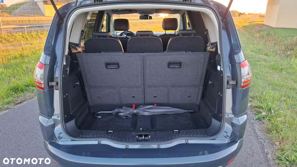 Ford S-Max 2.0 TDCi DPF Titanium X - 32