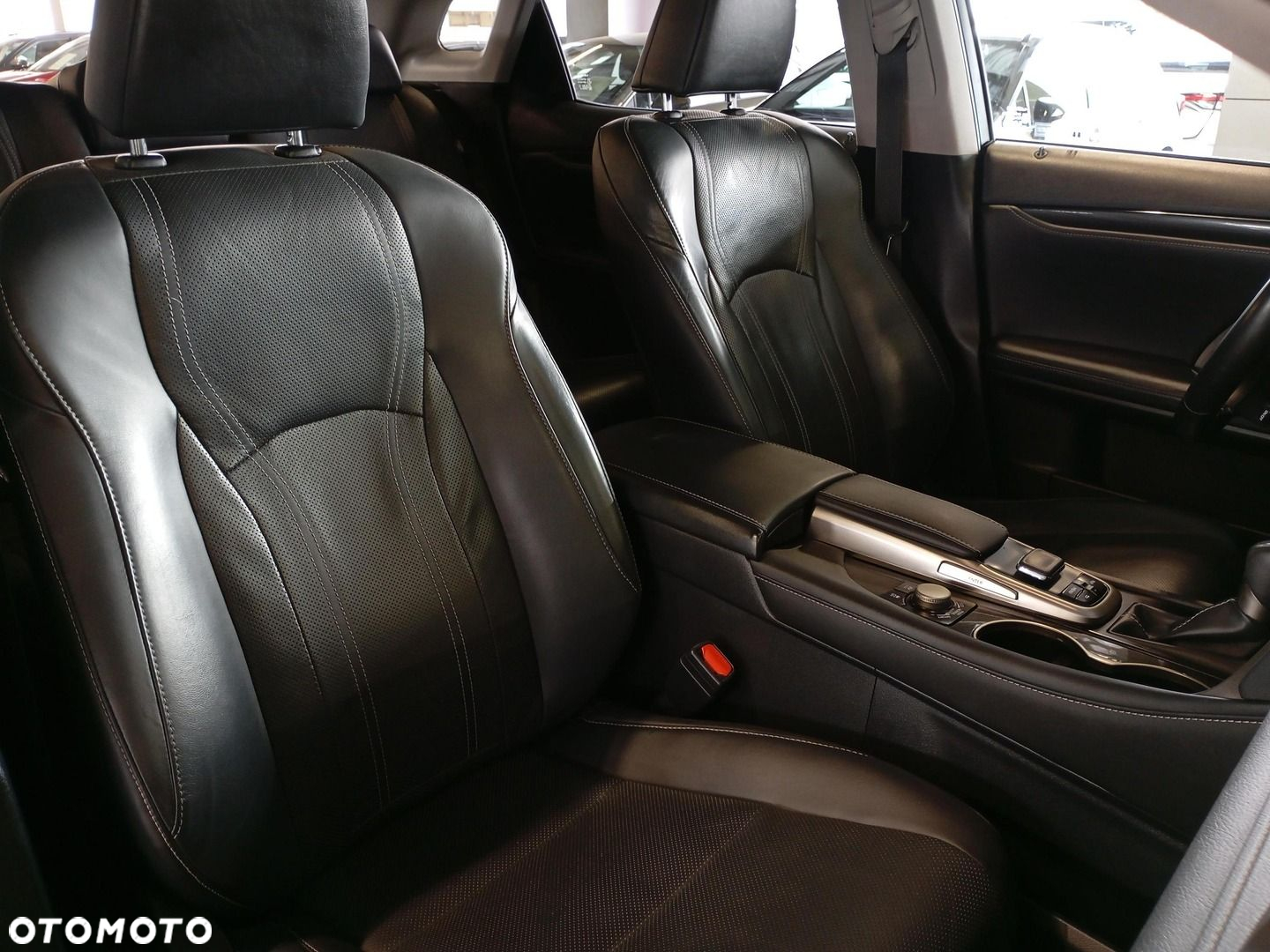 Lexus RX 450h Prestige MY19 - 14