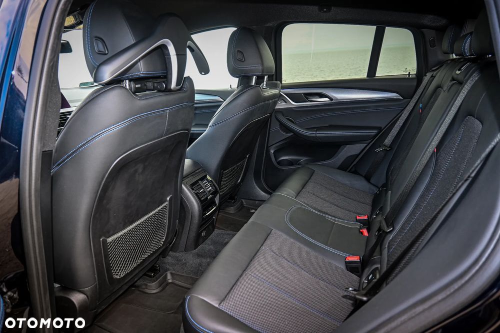BMW X4 - 10