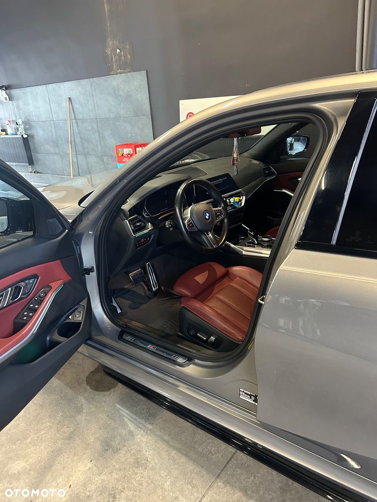BMW Seria 3 330e M Sport sport - 4