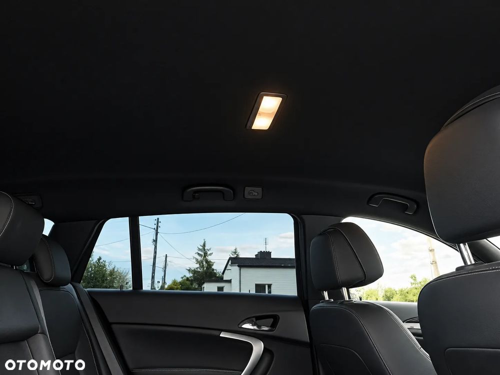 Opel Insignia - 20