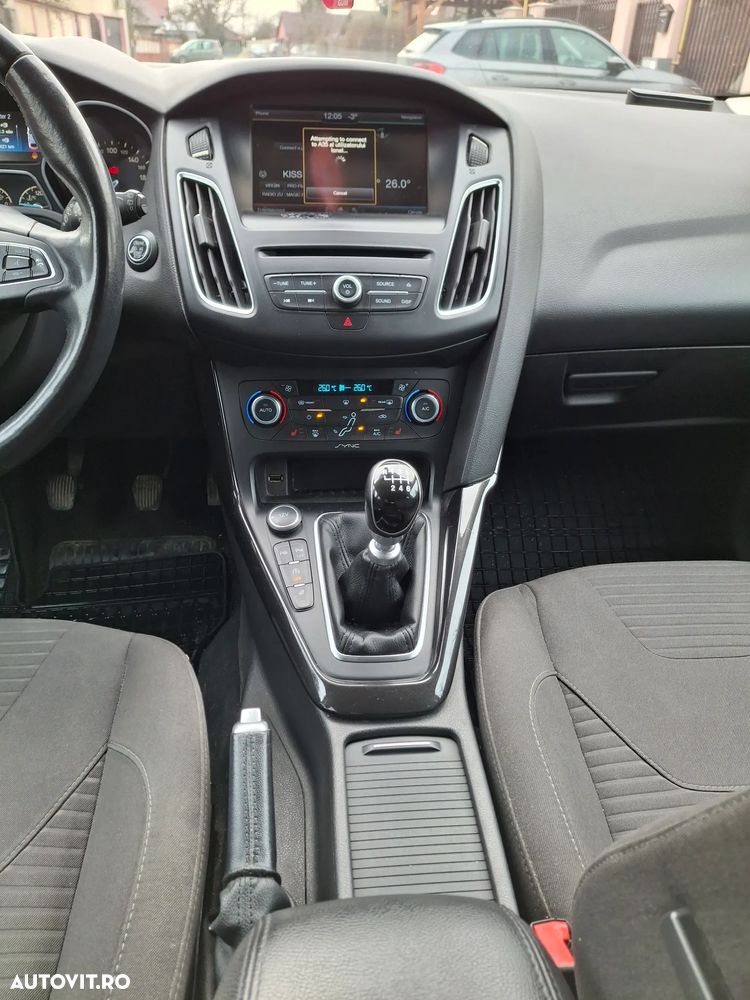 Ford Focus 1.5 TDCi Titanium - 10