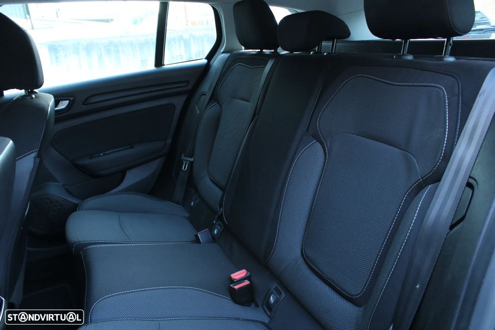 Renault Mégane Sport Tourer ENERGY dCi 110 EDC BUSINESS - 29