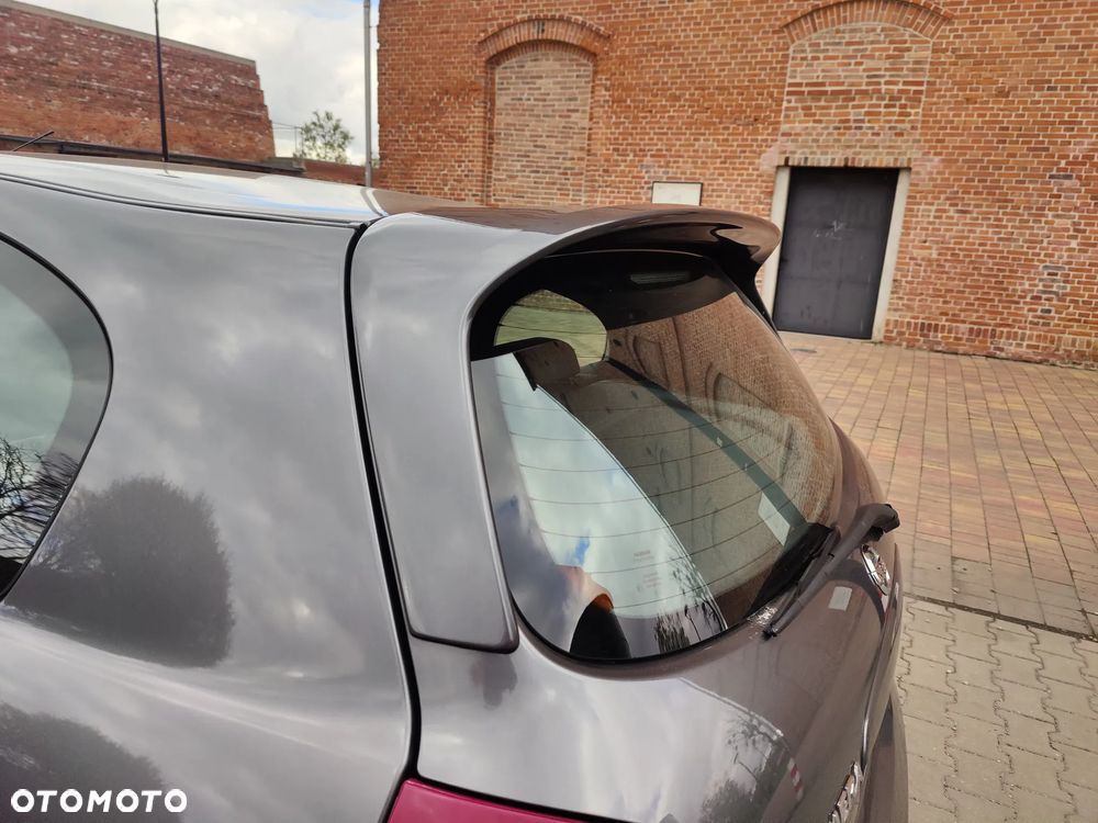 Nissan Almera 1.5 acenta PLUS - 15