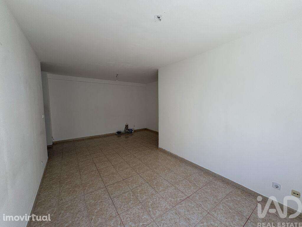 Apartamento T2 em Palmela - Grande imagem: 5/19