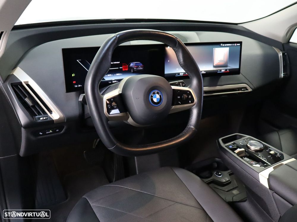 BMW iX xDrive 40 - 9