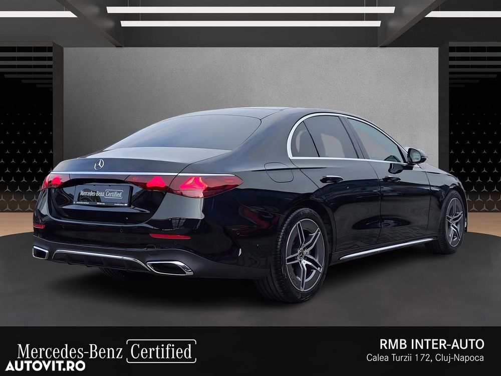 Mercedes-Benz E 200 4MATIC 9G-TRONIC AMG Line NIGHT Edition - 4