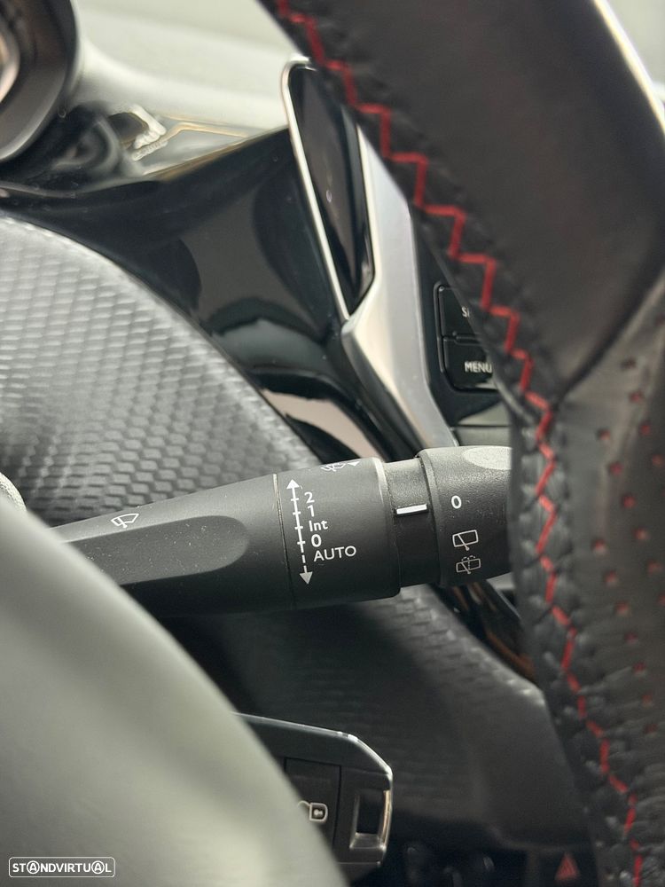 Peugeot 208 1.2 PureTech GT Line EAT6 - 29