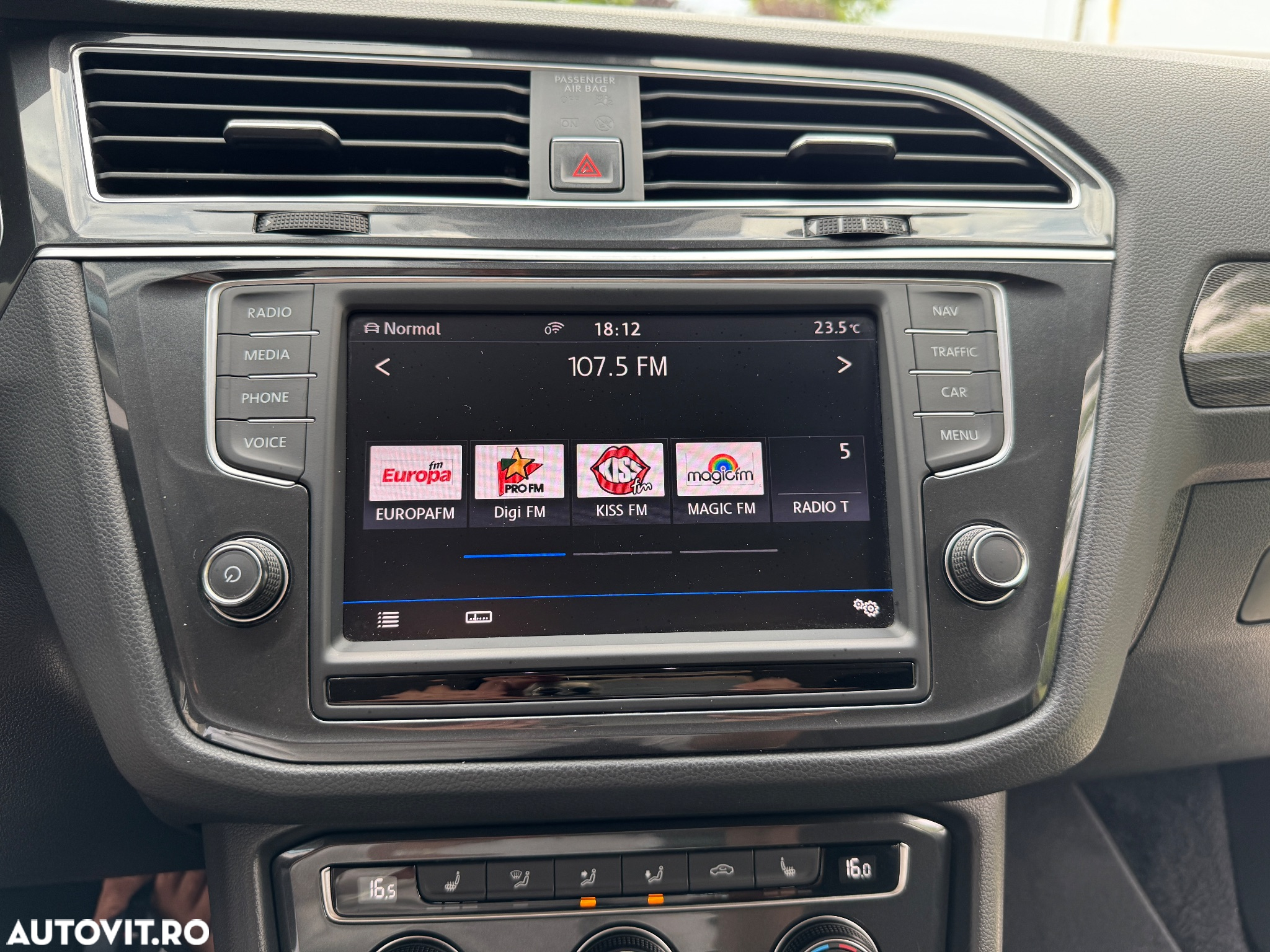 Volkswagen Tiguan 2.0 TDI 4Mot DSG Comfortline - 14