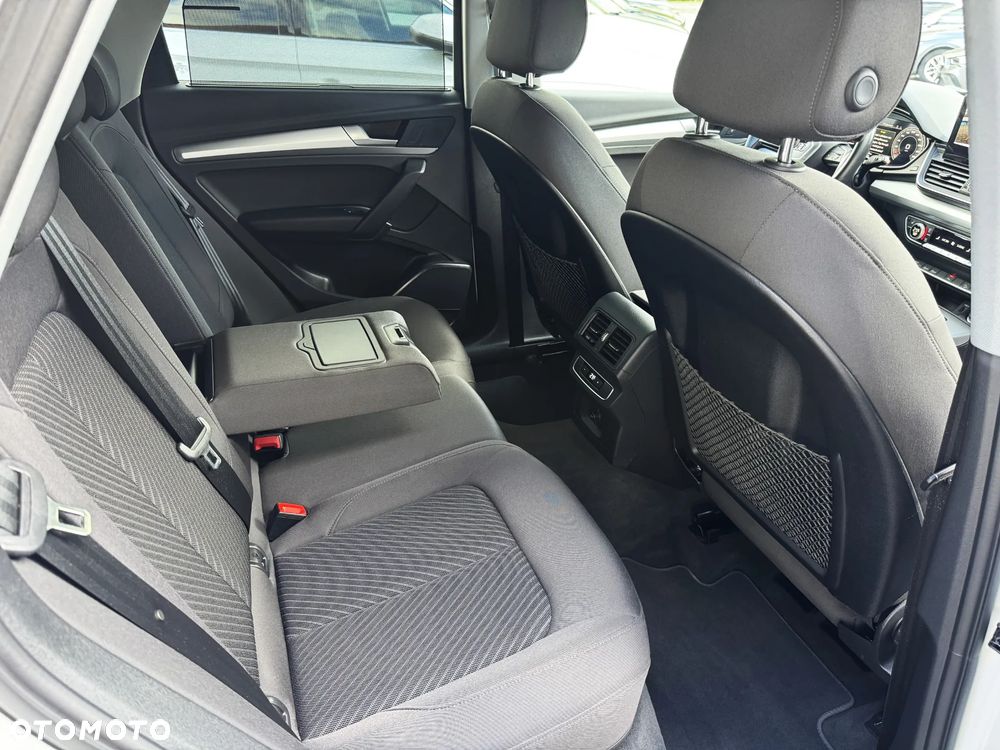 Audi Q5 40 TFSI quattro S tronic - 25