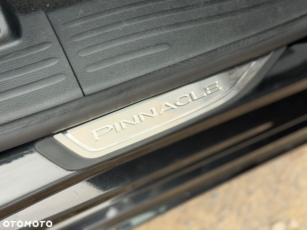 Chrysler Pacifica - 23