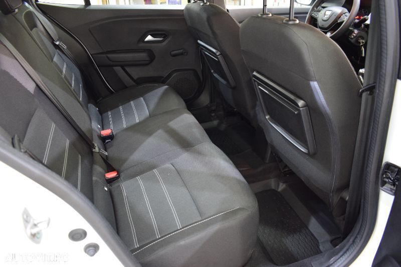 Dacia Logan TCe 90 MT6 Comfort - 14