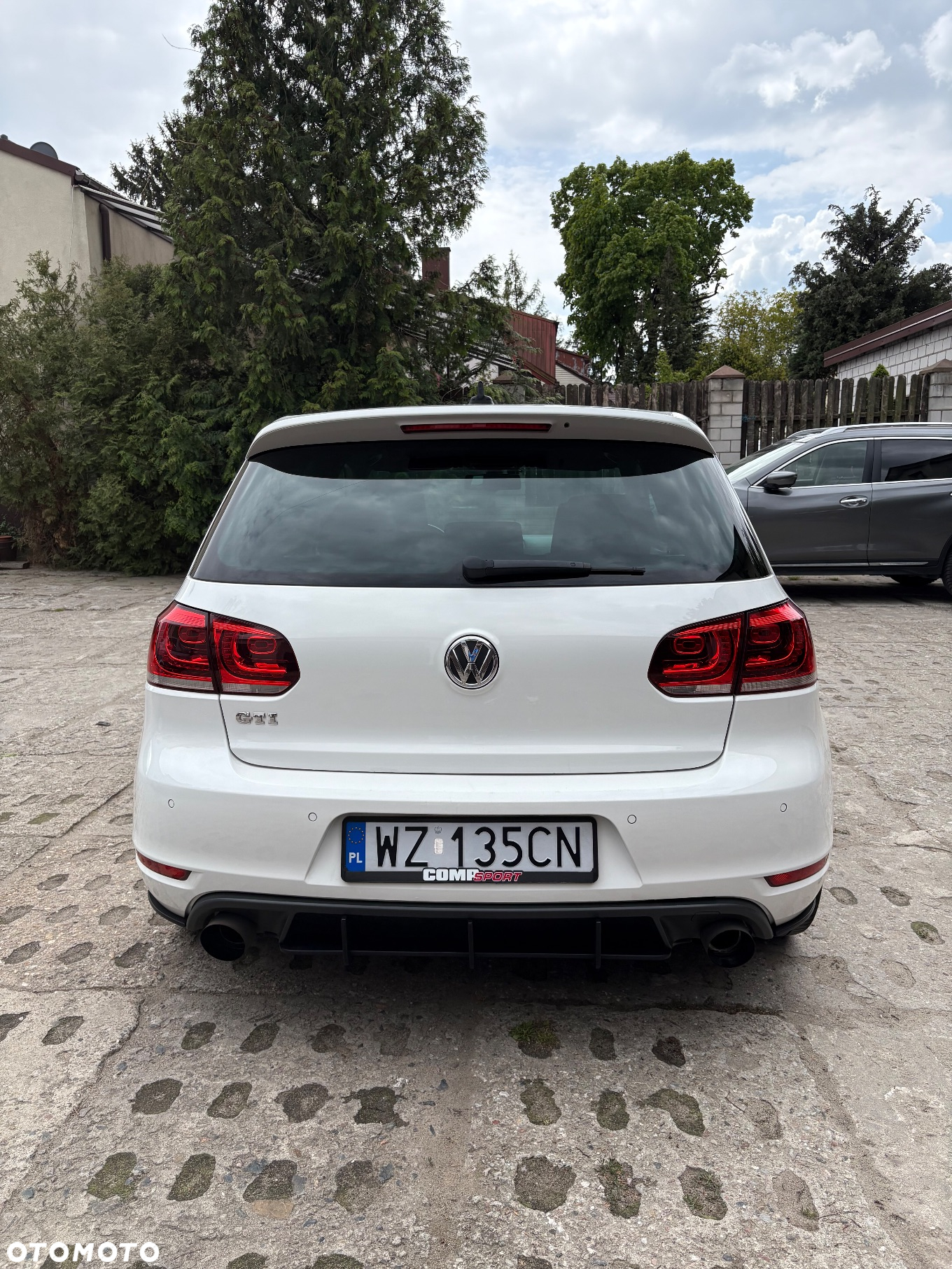 Volkswagen Golf VI 2.0 TSI GTI DSG - 3