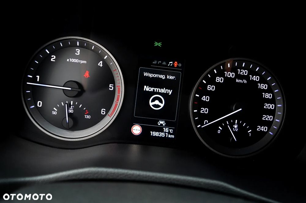 Hyundai Tucson 1.7 CRDI BlueDrive Style 2WD - 36