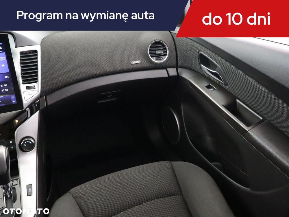 Chevrolet Cruze - 10