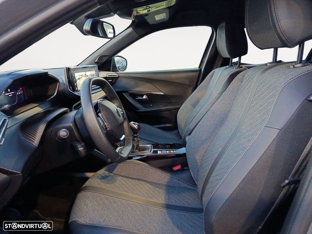 Peugeot 2008 1.2 PureTech Allure - 9