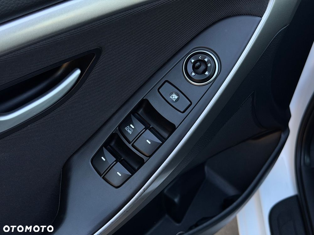 Hyundai i30 1.4 Premiere Comfort - 15