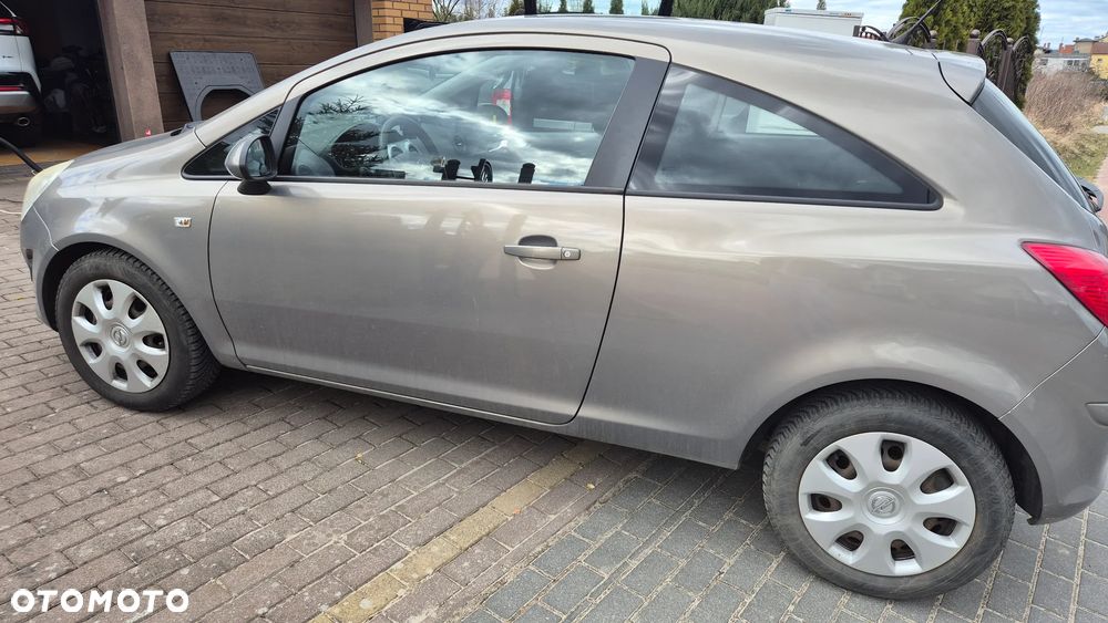 Opel Corsa 1.2 16V (ecoFLEX) Edition - 4