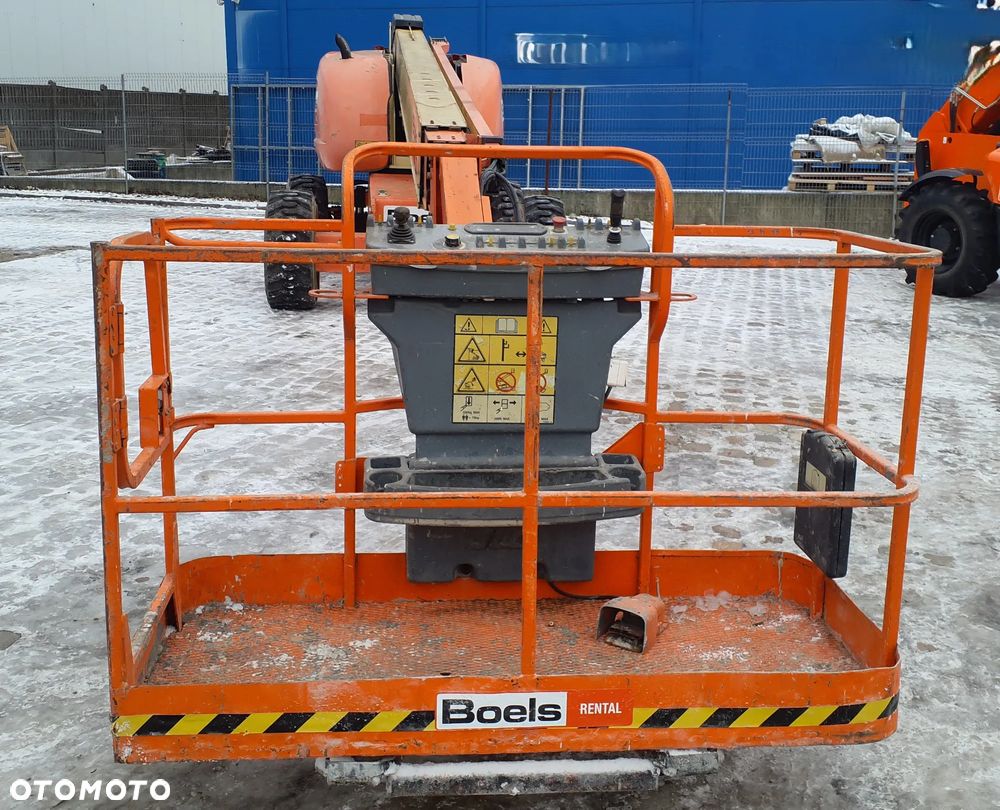 JLG 660SJ - 4