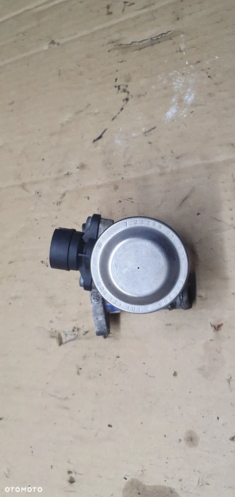 Zawór EGR VW Phaeton 3.2 R32 022131119B 021131101E - 1