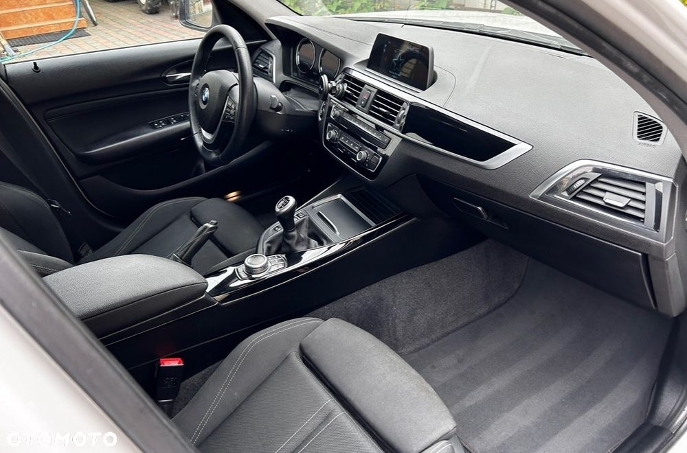 BMW Seria 1 116d EfficientDynamics Edition Sport Line - 20