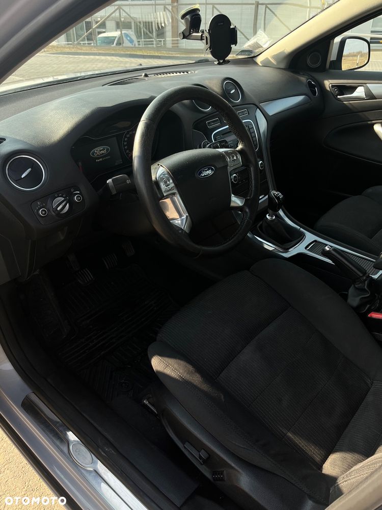 Ford Mondeo 2.0 TDCi Titanium - 8