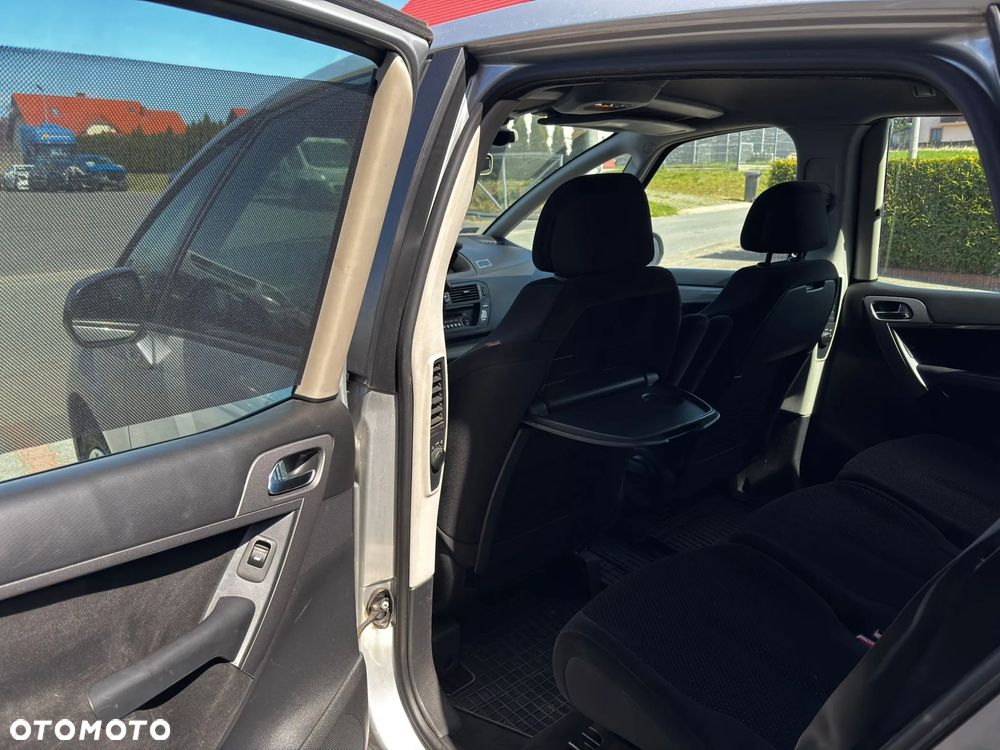 Citroën C4 Picasso - 9