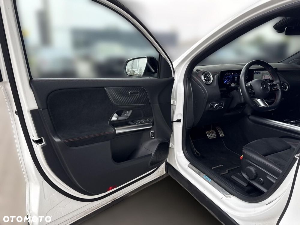 Mercedes-Benz EQA 250+ 70.5kWh AMG Line - 10