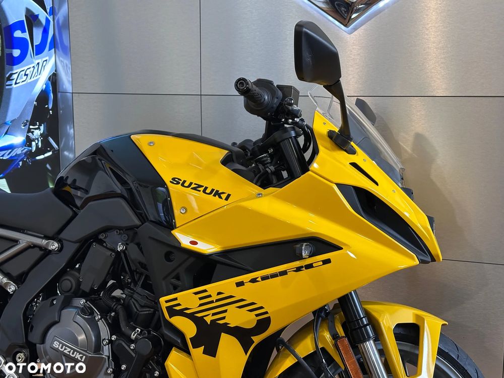 Suzuki GSX - 4