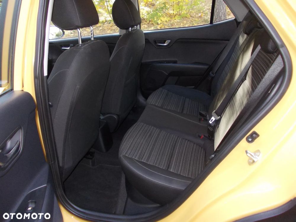 Kia Stonic 2024 photo 4